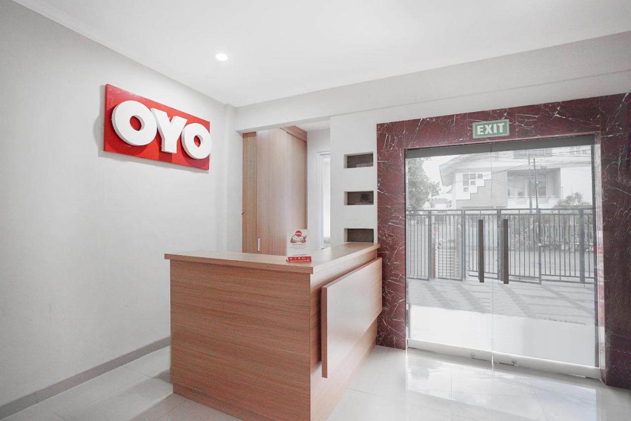 Oyo 415 The Kartini 8 Residence Джакарта Екстер'єр фото